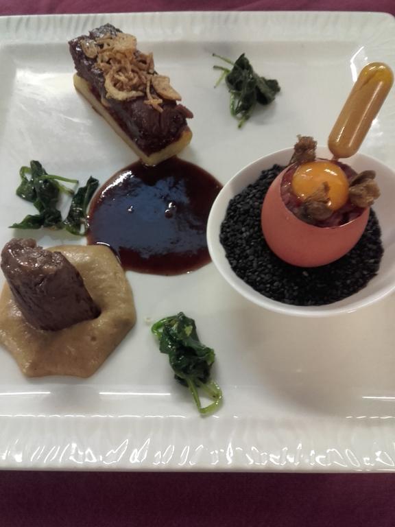 Logis Hotel-Restaurant Le Chene Vert Saint-Pourçain-sur-Sioule Kültér fotó